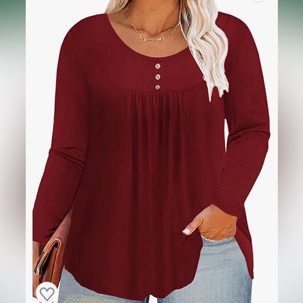 Visiliy: Womens Plus sized Top. Long Sleve.
